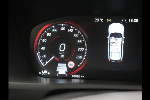 Volvo XC90 T8 Twin Engine AWD R-Design 7 Persoons PHEV 392pk Dealer O.H | Trekhaak Af Fabriek | Adaptive Cruise | Harman / Kardon | Lederen Sportstoelen Memory & Verwarmd | Apple Carplay | Navigatie | Virtual | DAB | 20"L.M | Plug In Hybrid |