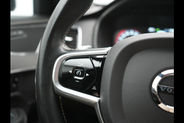 Volvo XC90 T8 Twin Engine AWD R-Design 7 Persoons PHEV 392pk Dealer O.H | Trekhaak Af Fabriek | Adaptive Cruise | Harman / Kardon | Lederen Sportstoelen Memory & Verwarmd | Apple Carplay | Navigatie | Virtual | DAB | 20"L.M | Plug In Hybrid |