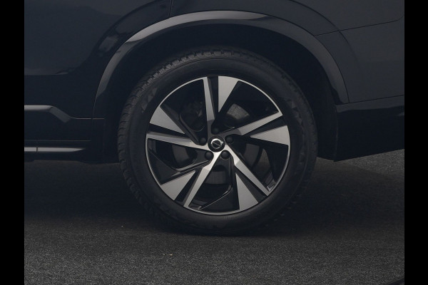 Volvo XC90 T8 Twin Engine AWD R-Design 7 Persoons PHEV 392pk Dealer O.H | Trekhaak Af Fabriek | Adaptive Cruise | Harman / Kardon | Lederen Sportstoelen Memory & Verwarmd | Apple Carplay | Navigatie | Virtual | DAB | 20"L.M | Plug In Hybrid |