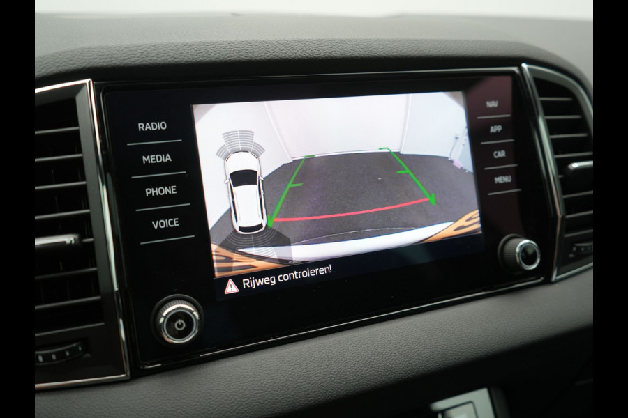 Škoda Karoq 1.5 TSI ACT Sportline DSG 150pk Dealer O.H | Panodak | Adaptive Cruise | Camera | RS Sportstoelen Verwarmd | Blis | Keyless | Apple Carplay | Black Optic | Virtual | Navigatie | DAB | 18"L.M |