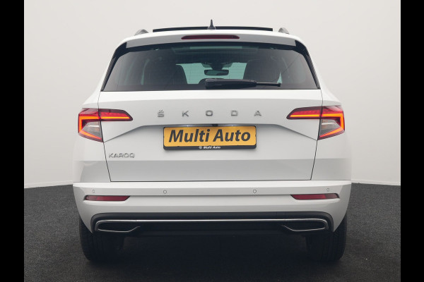 Škoda Karoq 1.5 TSI ACT Sportline DSG 150pk Dealer O.H | Panodak | Adaptive Cruise | Camera | RS Sportstoelen Verwarmd | Blis | Keyless | Apple Carplay | Black Optic | Virtual | Navigatie | DAB | 18"L.M |
