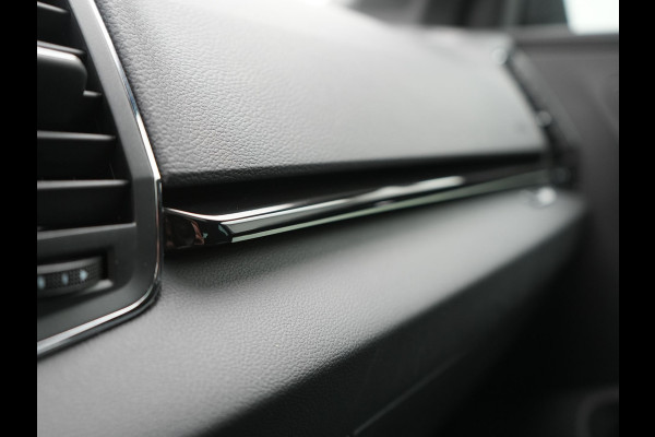 Škoda Karoq 1.5 TSI ACT Sportline DSG 150pk Dealer O.H | Panodak | Adaptive Cruise | Camera | RS Sportstoelen Verwarmd | Blis | Keyless | Apple Carplay | Black Optic | Virtual | Navigatie | DAB | 18"L.M |