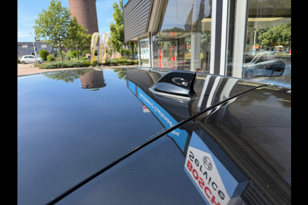 Renault Captur TCe 140 EDC Mild Hybrid Rive Gauche Groot navi / Clima / Dealer onderhouden