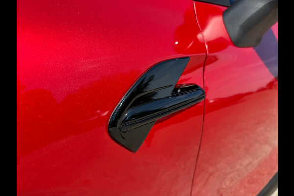 Renault Captur TCe 140 EDC Mild Hybrid Rive Gauche Groot navi / Clima / Dealer onderhouden