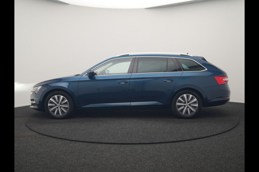 Škoda Superb Combi 1.4 TSI iV Business Edition PHEV 218pk Dealer O.H. | Adaptive Cruise | Camera | Canton Audio | Stoelen & Stuur Verwarmd | Blis | Keyless | Apple Carplay | Navigatie | DAB | Plug In Hybrid |