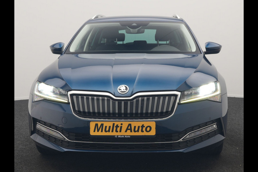 Škoda Superb Combi 1.4 TSI iV Business Edition PHEV 218pk Dealer O.H. | Adaptive Cruise | Camera | Canton Audio | Stoelen & Stuur Verwarmd | Blis | Keyless | Apple Carplay | Navigatie | DAB | Plug In Hybrid |