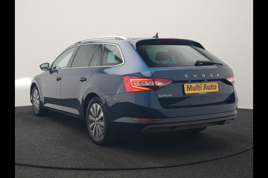 Škoda Superb Combi 1.4 TSI iV Business Edition PHEV 218pk Dealer O.H. | Adaptive Cruise | Camera | Canton Audio | Stoelen & Stuur Verwarmd | Blis | Keyless | Apple Carplay | Navigatie | DAB | Plug In Hybrid |