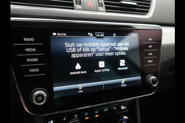 Škoda Superb Combi 1.4 TSI iV Business Edition PHEV 218pk Dealer O.H. | Adaptive Cruise | Camera | Canton Audio | Stoelen & Stuur Verwarmd | Blis | Keyless | Apple Carplay | Navigatie | DAB | Plug In Hybrid |
