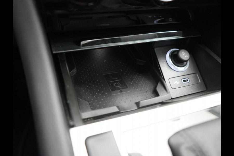 Škoda Superb Combi 1.4 TSI iV Business Edition PHEV 218pk Dealer O.H. | Adaptive Cruise | Camera | Canton Audio | Stoelen & Stuur Verwarmd | Blis | Keyless | Apple Carplay | Navigatie | DAB | Plug In Hybrid |