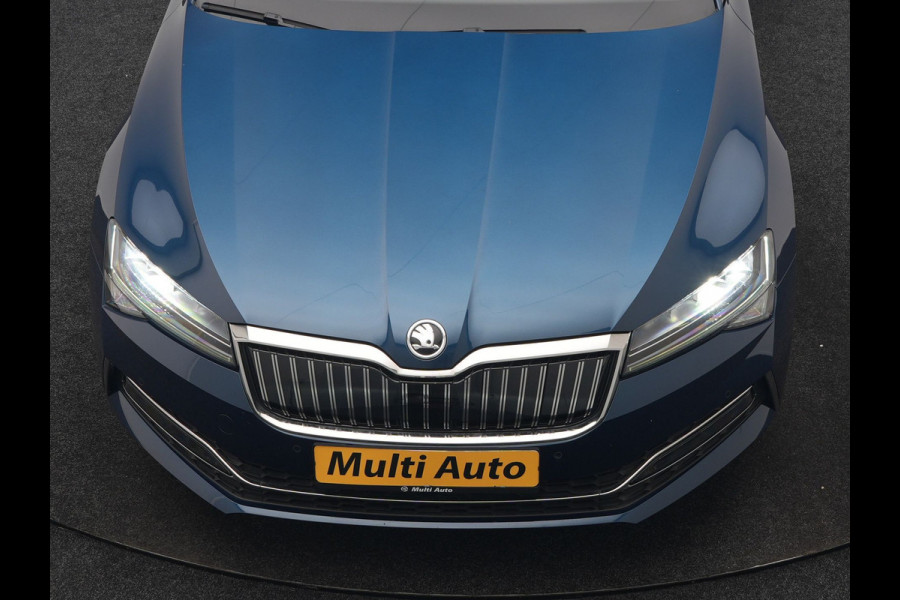 Škoda Superb Combi 1.4 TSI iV Business Edition PHEV 218pk Dealer O.H. | Adaptive Cruise | Camera | Canton Audio | Stoelen & Stuur Verwarmd | Blis | Keyless | Apple Carplay | Navigatie | DAB | Plug In Hybrid |