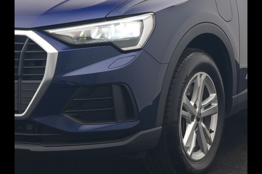 Audi Q3 45 TFSI e edition PHEV 245pk Dealer O.H | Trekhaak af Fabriek | Virtual Cockpit | Apple Carplay | Stoelverwarming | BLIS | Led Koplampen | Keyless | Cruise Control |