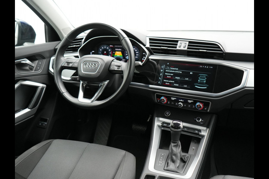 Audi Q3 45 TFSI e edition PHEV 245pk Dealer O.H | Trekhaak af Fabriek | Virtual Cockpit | Apple Carplay | Stoelverwarming | BLIS | Led Koplampen | Keyless | Cruise Control |