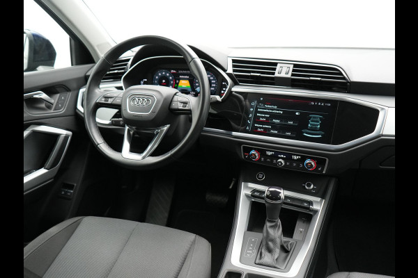 Audi Q3 45 TFSI e edition PHEV 245pk Dealer O.H | Trekhaak af Fabriek | Virtual Cockpit | Apple Carplay | Stoelverwarming | BLIS | Led Koplampen | Keyless | Cruise Control |