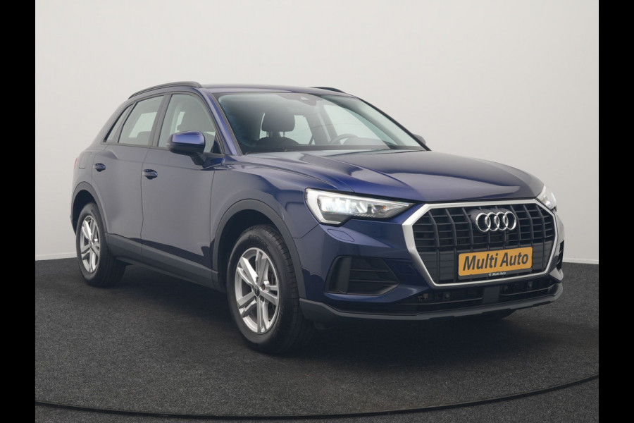 Audi Q3 45 TFSI e edition PHEV 245pk Dealer O.H | Trekhaak af Fabriek | Virtual Cockpit | Apple Carplay | Stoelverwarming | BLIS | Led Koplampen | Keyless | Cruise Control |