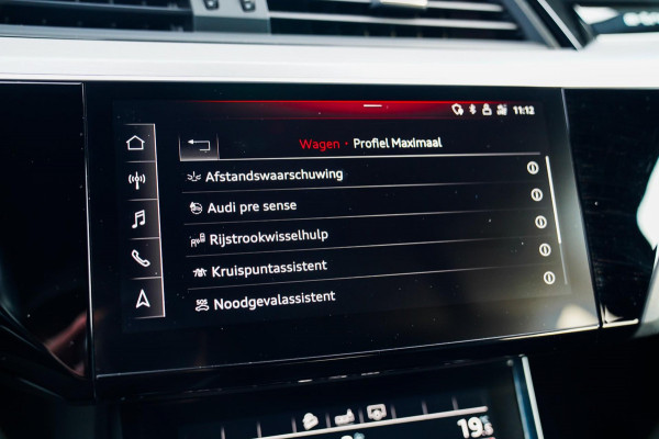 Audi e-tron E-tron 55 quattro advanced 95 kWh | Luchtvering | 360 camera
