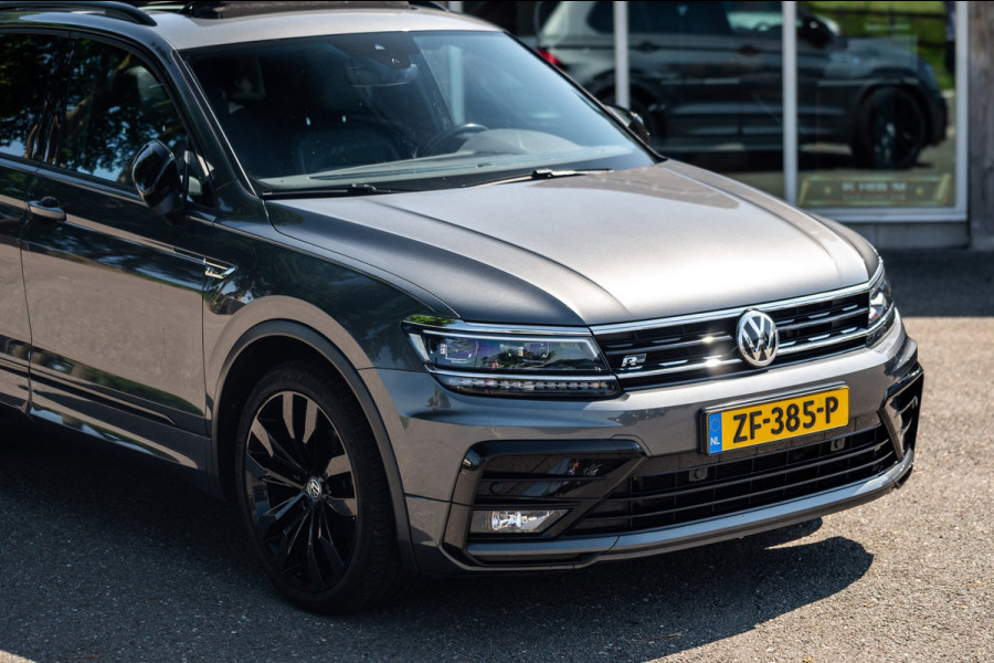 Volkswagen Tiguan 1.5 TSI ACT Highline Business R Panoramadak I Trekhaak I NL Auto I NAP I Dynaudio I Adaptive Cruise I PDC