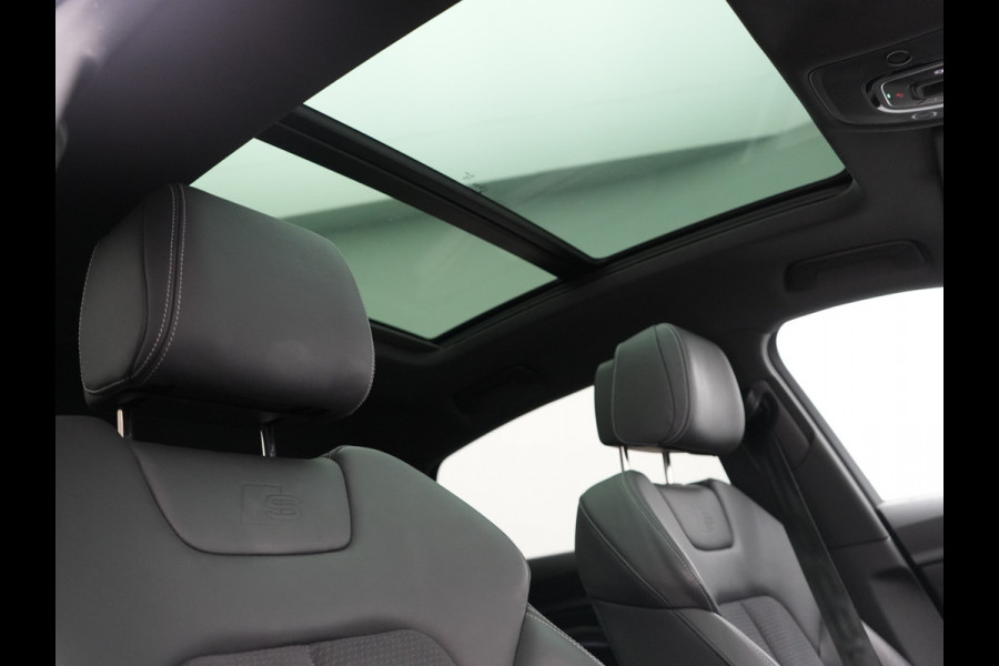 Audi Q8 Sportback e-tron 55 Quattro S edition 114 kWh 408pk Dealer O.H | Luchtvering | Panodak | Black Optic | Adaptive Cruise | 360 Camera | B&O Soundsystem | 21"L.M | Alcantara Sportstoelen Memory | Apple Carplay | Matrix LED |