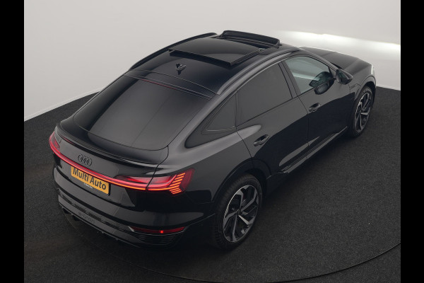 Audi Q8 Sportback e-tron 55 Quattro S edition 114 kWh 408pk Dealer O.H | Luchtvering | Panodak | Black Optic | Adaptive Cruise | 360 Camera | B&O Soundsystem | 21"L.M | Alcantara Sportstoelen Memory | Apple Carplay | Matrix LED |