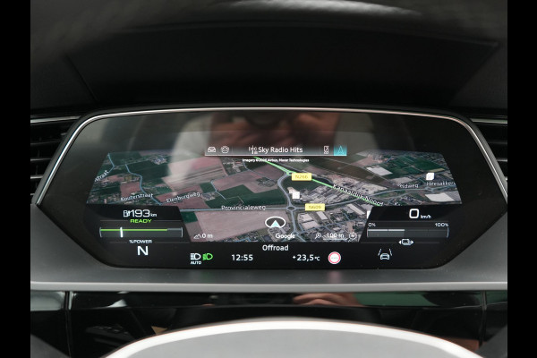 Audi Q8 Sportback e-tron 55 Quattro S edition 114 kWh 408pk Dealer O.H | Luchtvering | Panodak | Black Optic | Adaptive Cruise | 360 Camera | B&O Soundsystem | 21"L.M | Alcantara Sportstoelen Memory | Apple Carplay | Matrix LED |