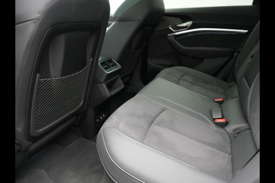 Audi Q8 Sportback e-tron 55 Quattro S edition 114 kWh 408pk Dealer O.H | Luchtvering | Panodak | Black Optic | Adaptive Cruise | 360 Camera | B&O Soundsystem | 21"L.M | Alcantara Sportstoelen Memory | Apple Carplay | Matrix LED |