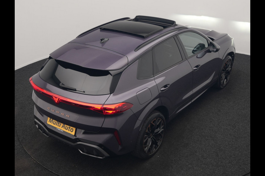 CUPRA Terramar 1.5 TSI e-Hybrid VZ Copper Edition PHEV 272pk DARK VOID METALLIC | Panodak | Head Up | Adaptive Cruise | 360 Camera | Lederen Sportstoelen Memory & Verwarmd | Sennheiser Premium Audio | Matrix LED | Sfeerverlichting | Stuur Verwarmd | Keyless | Blis |