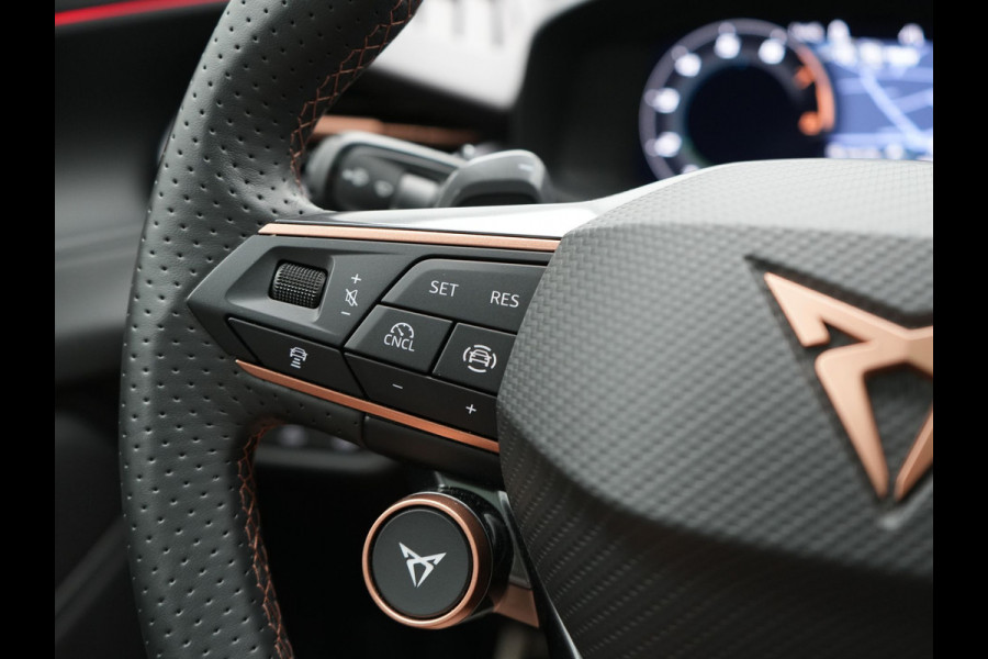 CUPRA Terramar 1.5 TSI e-Hybrid VZ Copper Edition PHEV 272pk DARK VOID METALLIC | Panodak | Head Up | Adaptive Cruise | 360 Camera | Lederen Sportstoelen Memory & Verwarmd | Sennheiser Premium Audio | Matrix LED | Sfeerverlichting | Stuur Verwarmd | Keyless | Blis |