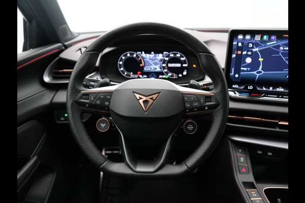 CUPRA Terramar 1.5 TSI e-Hybrid VZ Copper Edition PHEV 272pk DARK VOID METALLIC | Panodak | Head Up | Adaptive Cruise | 360 Camera | Lederen Sportstoelen Memory & Verwarmd | Sennheiser Premium Audio | Matrix LED | Sfeerverlichting | Stuur Verwarmd | Keyless | Blis |