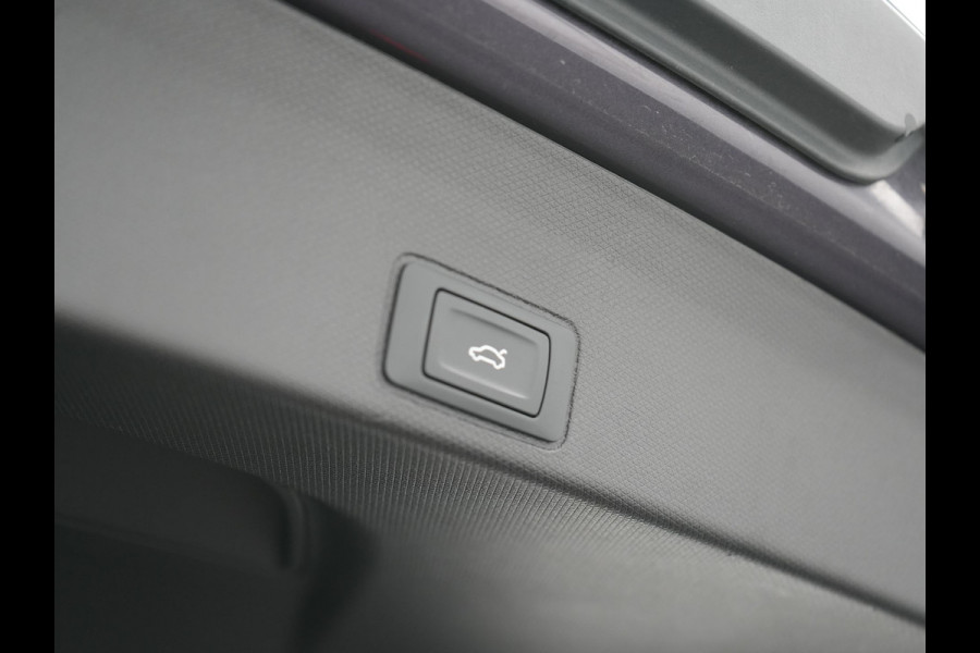 CUPRA Terramar 1.5 TSI e-Hybrid VZ Copper Edition PHEV 272pk DARK VOID METALLIC | Panodak | Head Up | Adaptive Cruise | 360 Camera | Lederen Sportstoelen Memory & Verwarmd | Sennheiser Premium Audio | Matrix LED | Sfeerverlichting | Stuur Verwarmd | Keyless | Blis |