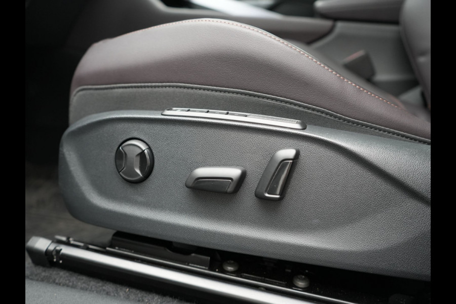 CUPRA Terramar 1.5 TSI e-Hybrid VZ Copper Edition PHEV 272pk DARK VOID METALLIC | Panodak | Head Up | Adaptive Cruise | 360 Camera | Lederen Sportstoelen Memory & Verwarmd | Sennheiser Premium Audio | Matrix LED | Sfeerverlichting | Stuur Verwarmd | Keyless | Blis |