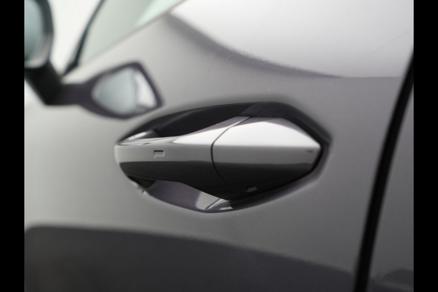 CUPRA Terramar 1.5 TSI e-Hybrid VZ Copper Edition PHEV 272pk DARK VOID METALLIC | Panodak | Head Up | Adaptive Cruise | 360 Camera | Lederen Sportstoelen Memory & Verwarmd | Sennheiser Premium Audio | Matrix LED | Sfeerverlichting | Stuur Verwarmd | Keyless | Blis |