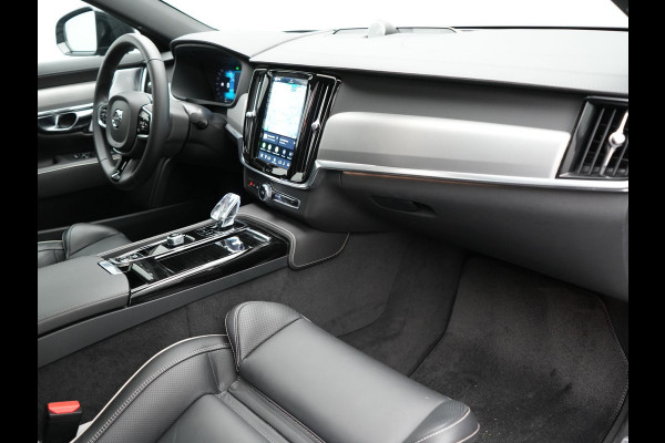 Volvo S90 T8 AWD Ultimate Dark 456pk PHEV LONG RANGE Dealer O.H | Four C Luchtvering | Schuifdak | Bowers & Wilkins | Adaptive Cruise | Head Up | 360 Camera | 20"L.M | Google Maps |