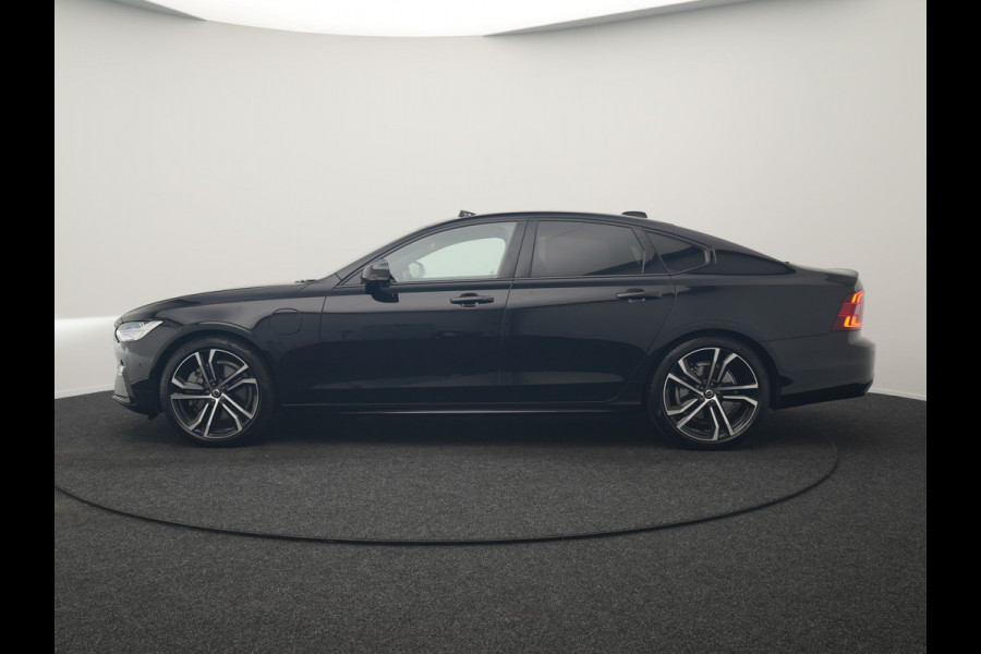 Volvo S90 T8 AWD Ultimate Dark 456pk PHEV LONG RANGE Dealer O.H | Four C Luchtvering | Schuifdak | Bowers & Wilkins | Adaptive Cruise | Head Up | 360 Camera | 20"L.M | Google Maps |