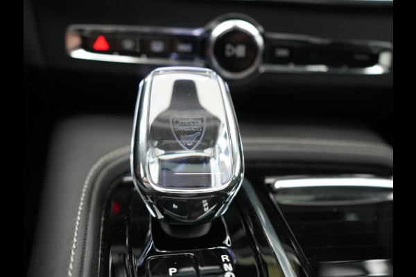 Volvo S90 T8 AWD Ultimate Dark 456pk PHEV LONG RANGE Dealer O.H | Four C Luchtvering | Schuifdak | Bowers & Wilkins | Adaptive Cruise | Head Up | 360 Camera | 20"L.M | Google Maps |