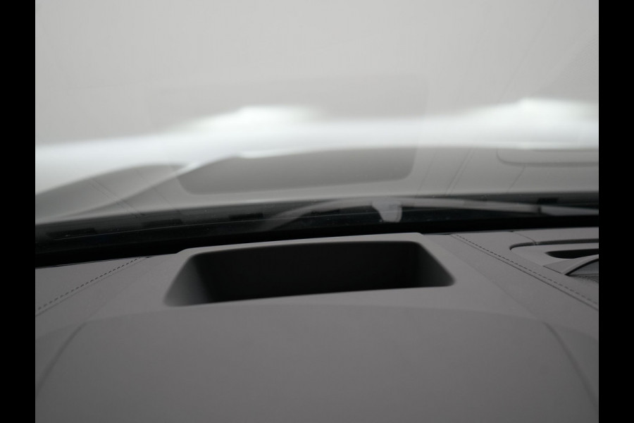 Volvo S90 T8 AWD Ultimate Dark 456pk PHEV LONG RANGE Dealer O.H | Four C Luchtvering | Schuifdak | Bowers & Wilkins | Adaptive Cruise | Head Up | 360 Camera | 20"L.M | Google Maps |