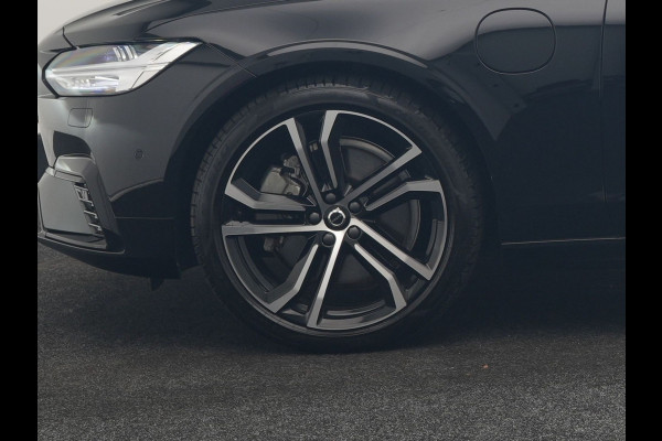 Volvo S90 T8 AWD Ultimate Dark 456pk PHEV LONG RANGE Dealer O.H | Four C Luchtvering | Schuifdak | Bowers & Wilkins | Adaptive Cruise | Head Up | 360 Camera | 20"L.M | Google Maps |