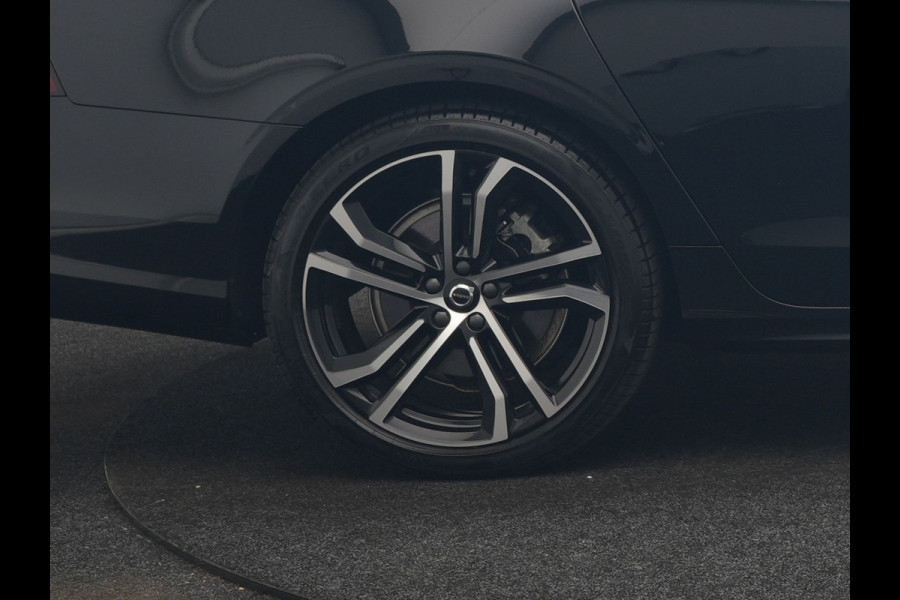 Volvo S90 T8 AWD Ultimate Dark 456pk PHEV LONG RANGE Dealer O.H | Four C Luchtvering | Schuifdak | Bowers & Wilkins | Adaptive Cruise | Head Up | 360 Camera | 20"L.M | Google Maps |