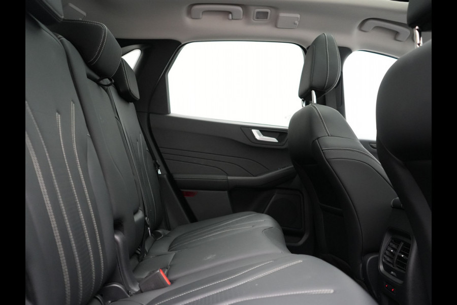 Ford Kuga 2.5 Vignale PHEV 225pk Dealer O.H | Panodak | Head Up | Bang & Olufsen | Adaptive Cruise | 360 Camera | Lederen Sportstoelen Memory & Verwarmd | BLIS | Keyless | Apple Carplay | Pilot Assist | Sfeerverlichting | Navigatie | Virtual | 18"L.M | Plug In Hybrid |