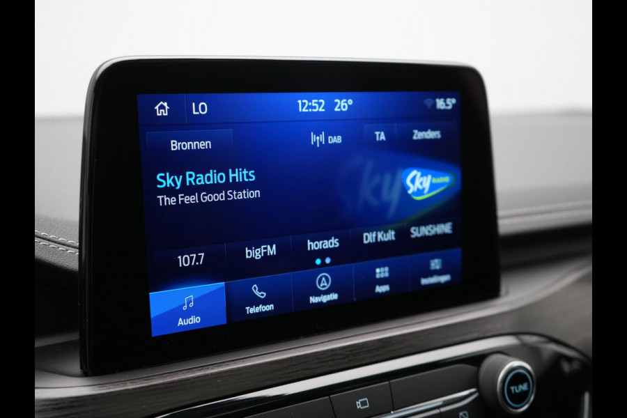 Ford Kuga 2.5 Vignale PHEV 225pk Dealer O.H | Panodak | Head Up | Bang & Olufsen | Adaptive Cruise | 360 Camera | Lederen Sportstoelen Memory & Verwarmd | BLIS | Keyless | Apple Carplay | Pilot Assist | Sfeerverlichting | Navigatie | Virtual | 18"L.M | Plug In Hybrid |