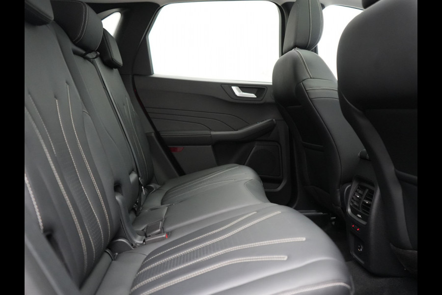 Ford Kuga 2.5 Vignale PHEV 225pk Dealer O.H | Trekhaak Af Fabriek | Panodak | Adaptive Cruise | 360 Camera | Bang & Olufsen | Head Up | Lederen Sportstoelen Memory & Verwarmd | Pilot Assist | Sfeerverlichting | Keyless | Apple Carplay  | Navigatie | Virtual | DAB | 18"L.M | Plug In Hybrid |