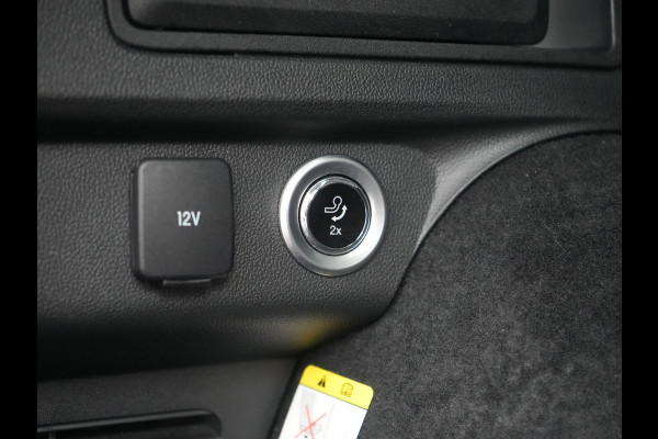 Ford Kuga 2.5 Vignale PHEV 225pk Dealer O.H | Trekhaak Af Fabriek | Panodak | Adaptive Cruise | 360 Camera | Bang & Olufsen | Head Up | Lederen Sportstoelen Memory & Verwarmd | Pilot Assist | Sfeerverlichting | Keyless | Apple Carplay  | Navigatie | Virtual | DAB | 18"L.M | Plug In Hybrid |