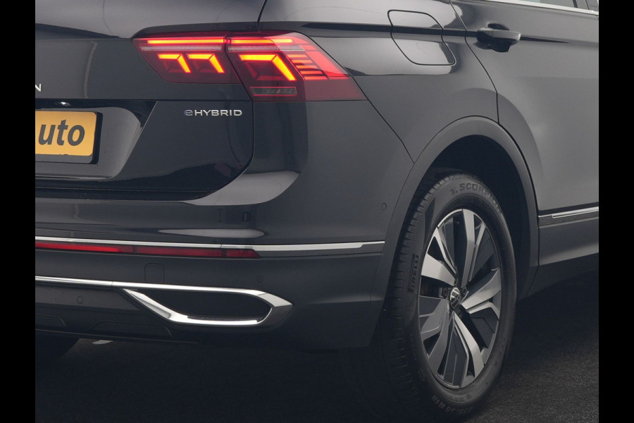 Volkswagen Tiguan 1.4 TSI eHybrid Elegance PHEV SOH 96.9% 245pk Dealer O.H | Adaptive Cruise | 360 Camera | Head Up | Stoelverwarming | IQ Light | Stuurverwarming | Apple Carplay | Travel Assist | Navigatie | Virtual | DAB | 18"L.M | Plug In Hybrid |