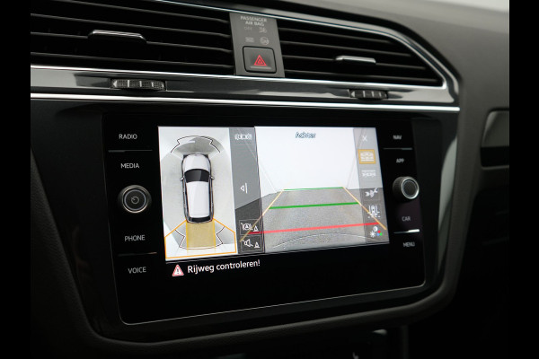 Volkswagen Tiguan 1.4 TSI eHybrid Elegance PHEV SOH 96.9% 245pk Dealer O.H | Adaptive Cruise | 360 Camera | Head Up | Stoelverwarming | IQ Light | Stuurverwarming | Apple Carplay | Travel Assist | Navigatie | Virtual | DAB | 18"L.M | Plug In Hybrid |
