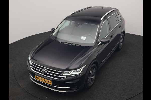 Volkswagen Tiguan 1.4 TSI eHybrid Elegance PHEV SOH 96.9% 245pk Dealer O.H | Adaptive Cruise | 360 Camera | Head Up | Stoelverwarming | IQ Light | Stuurverwarming | Apple Carplay | Travel Assist | Navigatie | Virtual | DAB | 18"L.M | Plug In Hybrid |