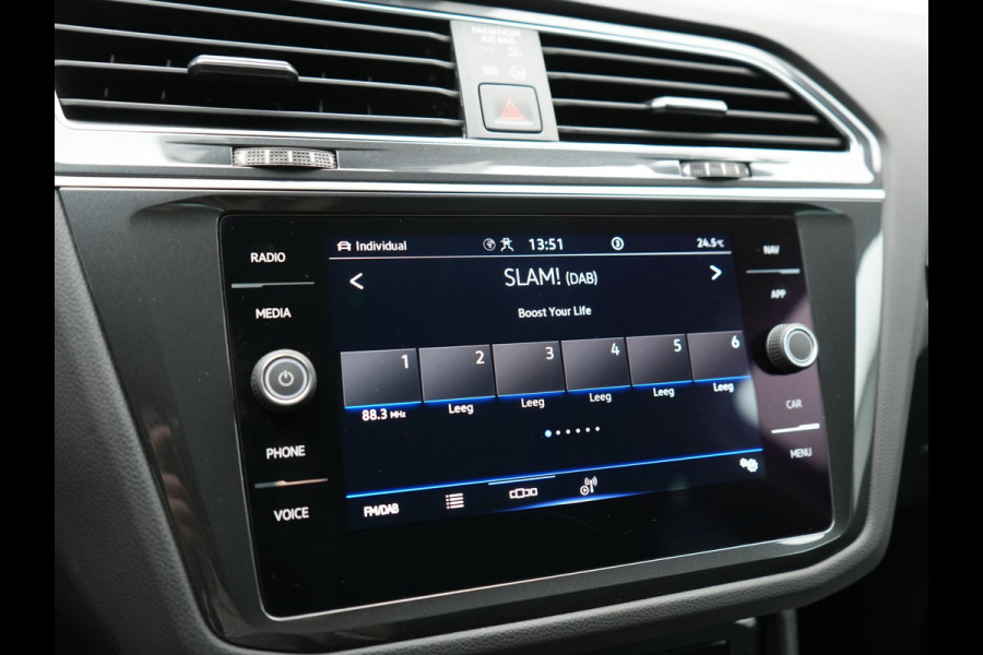 Volkswagen Tiguan 1.4 TSI eHybrid Elegance PHEV SOH 96.9% 245pk Dealer O.H | Adaptive Cruise | 360 Camera | Head Up | Stoelverwarming | IQ Light | Stuurverwarming | Apple Carplay | Travel Assist | Navigatie | Virtual | DAB | 18"L.M | Plug In Hybrid |