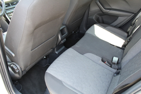 Volkswagen T-Cross 1.0 TSI Life Edition | Automaat | Parkeersensoren | Adaptieve Cruise Control