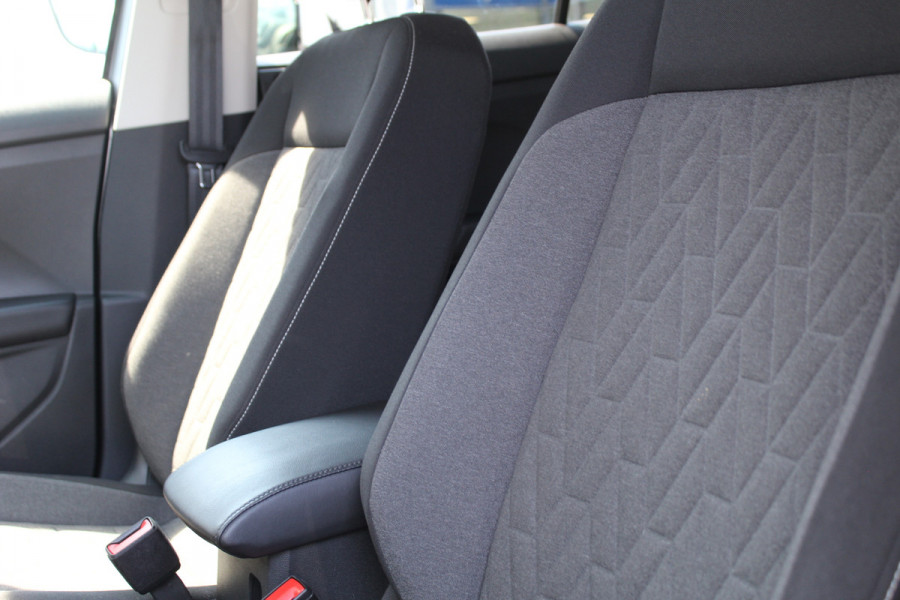 Volkswagen T-Cross 1.0 TSI Life Edition | Automaat | Parkeersensoren | Adaptieve Cruise Control