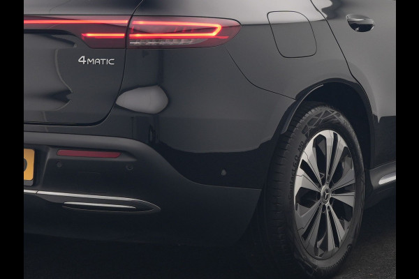 Mercedes-Benz EQC 400 4MATIC 85 kWh 408pk Dealer O.H SOH 96.1% | Panodak | Adaptive Cruise | 360 Camera | Lederen Sportstoelen Massage & Verwarmd | Multibeam LED | MBUX Widescreen Navi | Keyless | Sfeerverlichting | BLIS | Apple Carplay | Virtual | DAB | 19"L.M |
