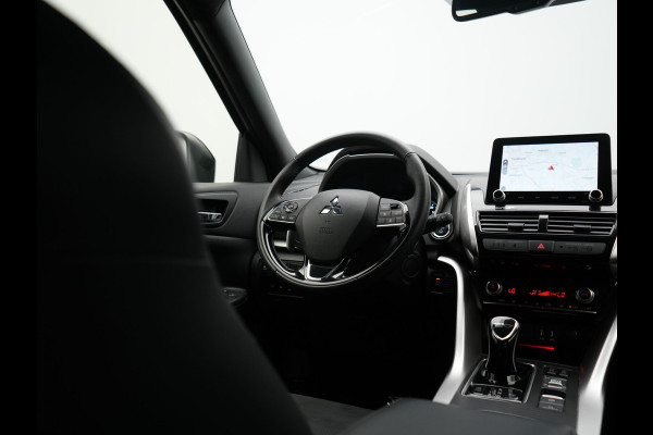 Mitsubishi Eclipse Cross 2.4 Black Edition PHEV 177pk Dealer O.H | 360 Camera | Adaptive Cruise | Alcantara Sportstoelen & Stuur Verwarmd | Keyless | Navigatie Via TomTom | 18" L.M | DAB | Plug In Hybrid |