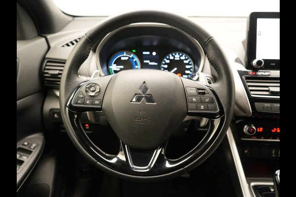Mitsubishi Eclipse Cross 2.4 Black Edition PHEV 177pk Dealer O.H | 360 Camera | Adaptive Cruise | Alcantara Sportstoelen & Stuur Verwarmd | Keyless | Navigatie Via TomTom | 18" L.M | DAB | Plug In Hybrid |