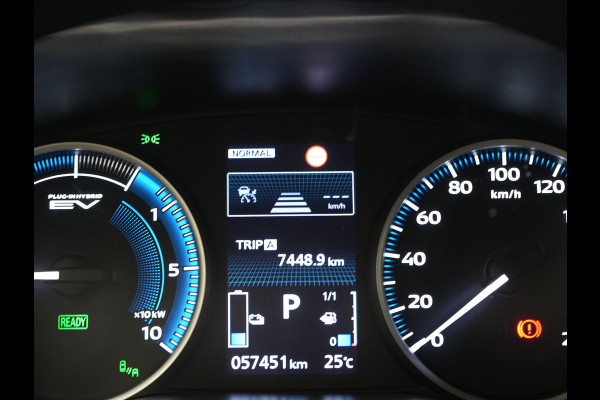 Mitsubishi Eclipse Cross 2.4 Black Edition PHEV 177pk Dealer O.H | 360 Camera | Adaptive Cruise | Alcantara Sportstoelen & Stuur Verwarmd | Keyless | Navigatie Via TomTom | 18" L.M | DAB | Plug In Hybrid |